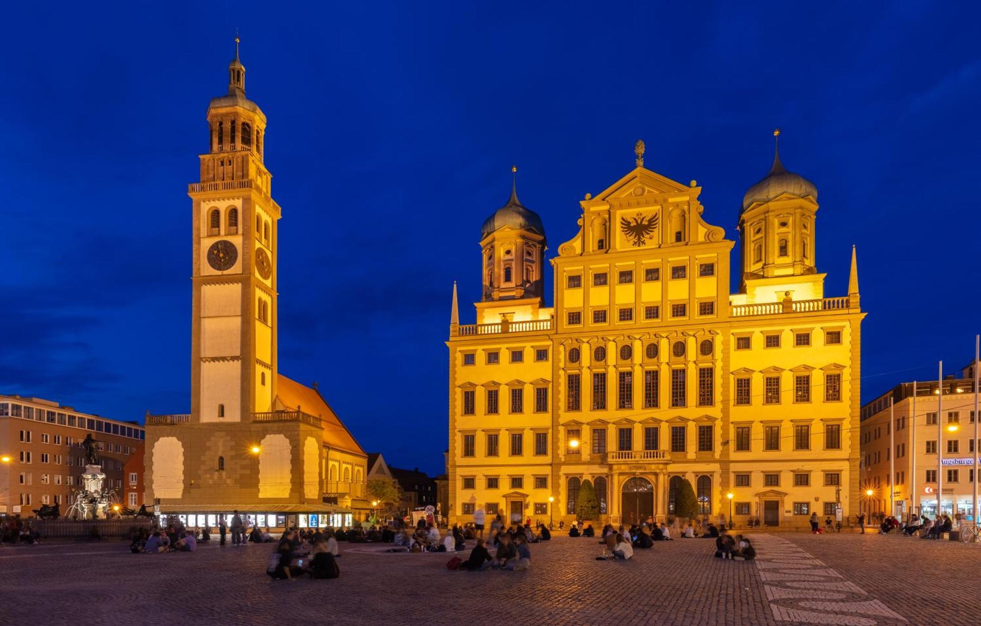 Gemuetliche Oase In Der Innenstadt, Zwei Minuten Zum Rathaus Augsburg Luaran gambar